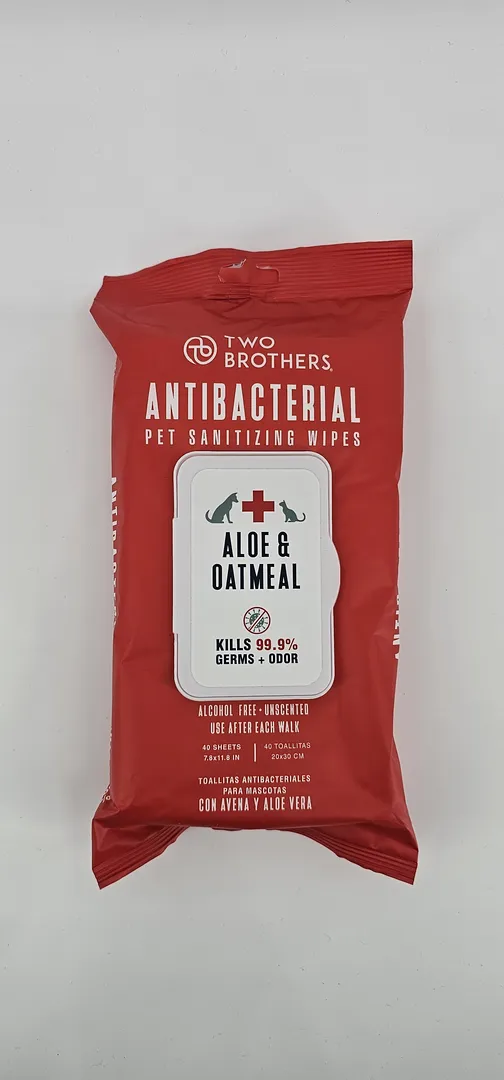 TWO BROTHERS TOALLITAS ANTIBACTERIALES PARA MASCOTAS ALOE Y AVENA X 40 (U)