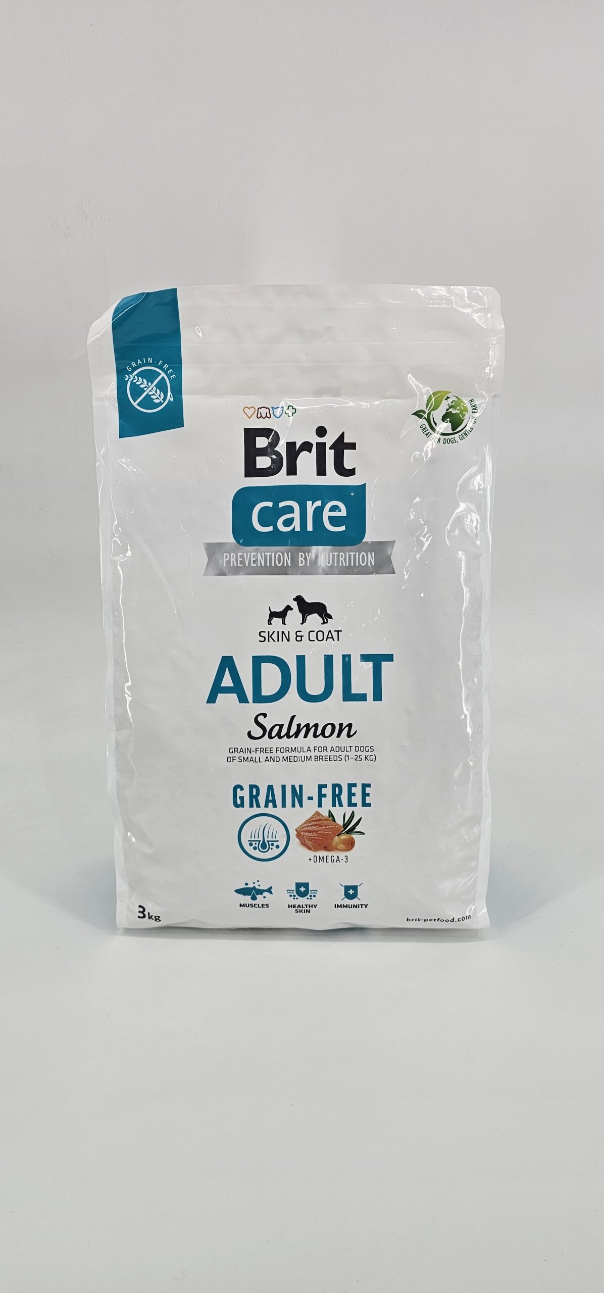 BRIT CARE PERRO ADULT SALMON SKIN & COAT 3 KG