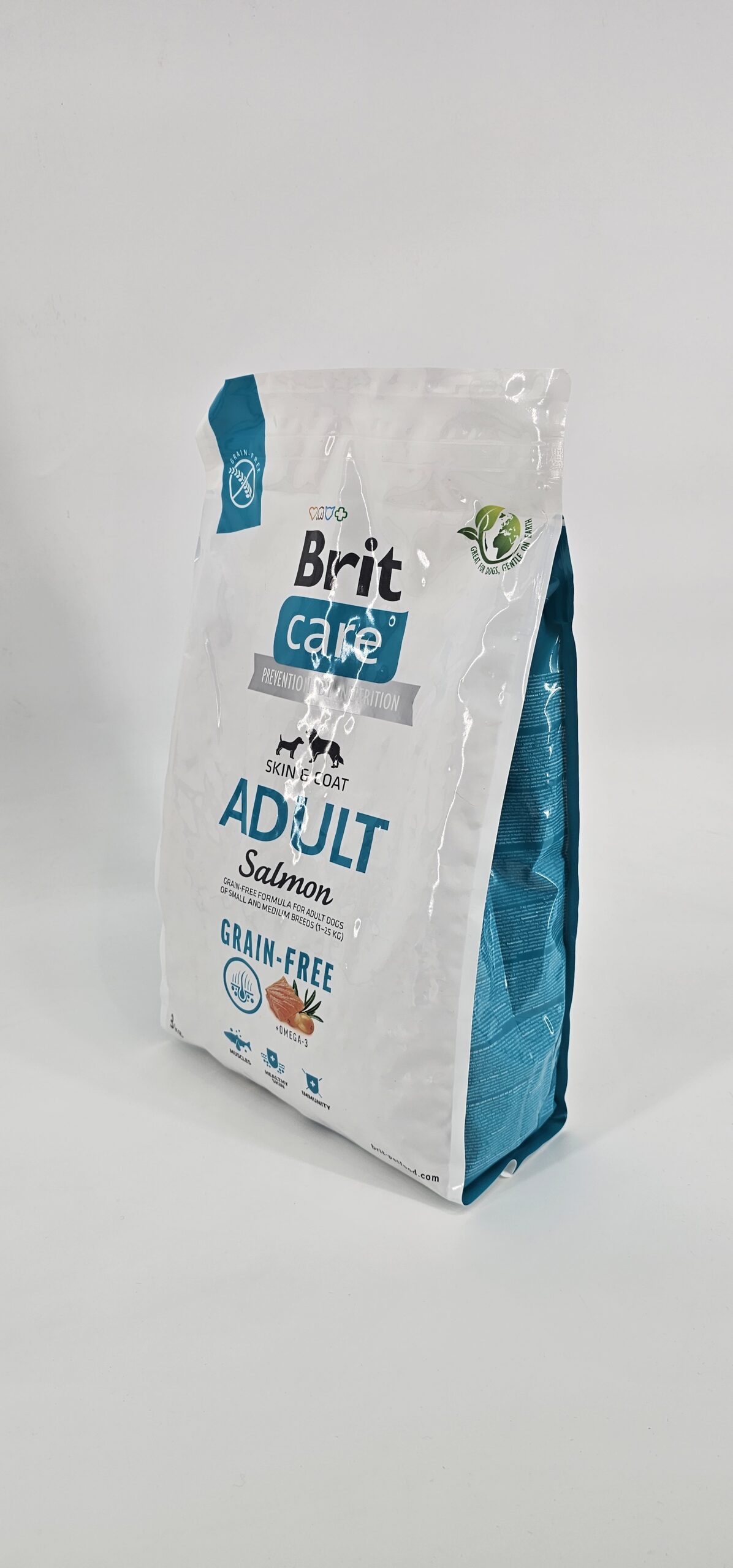 BRIT CARE PERRO ADULT SALMON SKIN & COAT 3 KG - Imagen 3